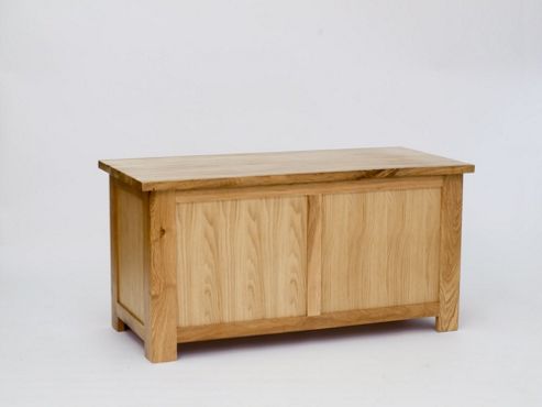 Image of Lansdown Oak Blanket Box