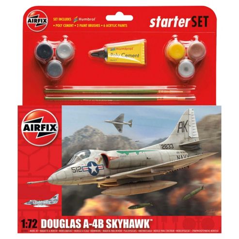 Image of Airfix Douglas Skyhawk Starter Set