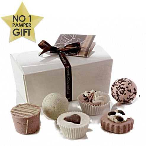 Image of Bomb Cosmetics Bath Melts Chocolate Gift Set