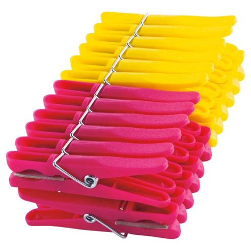 Image of Tesco 24pk Plastic Pegs