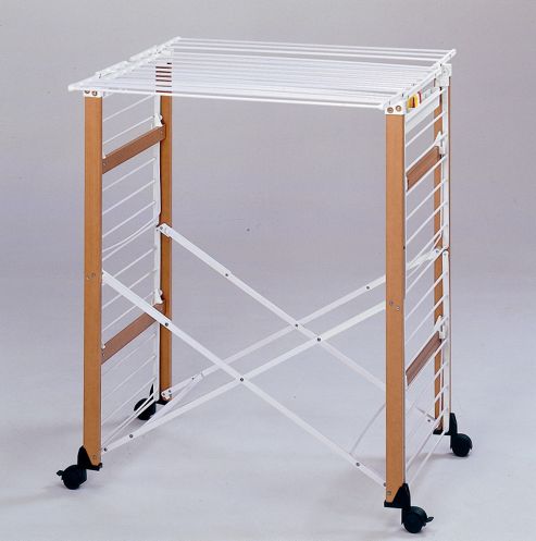 Image of Retractable Indoor Clothes Line - Quatro