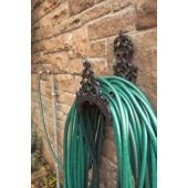 Cast-iron hose tidy