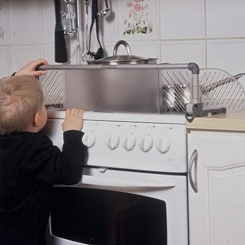 Image of Safetots Dual Purpose Stove Guard