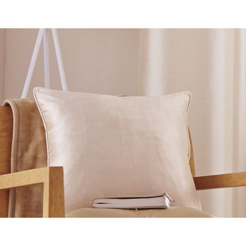 Image of Catherine Lansfield Home Opulent Velvet Cream Cushion Cover