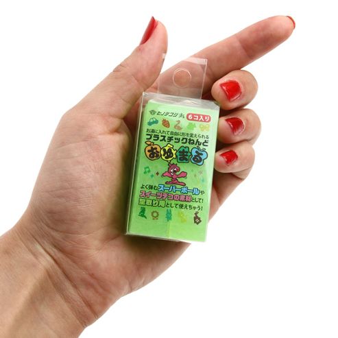 Image of Oyumaru Reusable Modelling Compound Green 6 Pack