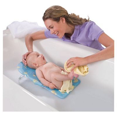 Buy Summer Infant Fold 'n' Store Bath Sling from our Baby ...