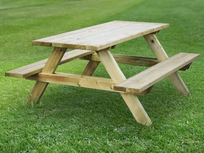 How to Build a Round Picnic Table