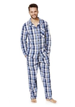 Men's Nightwear & Slippers | Men's Pyjamas - Tesco