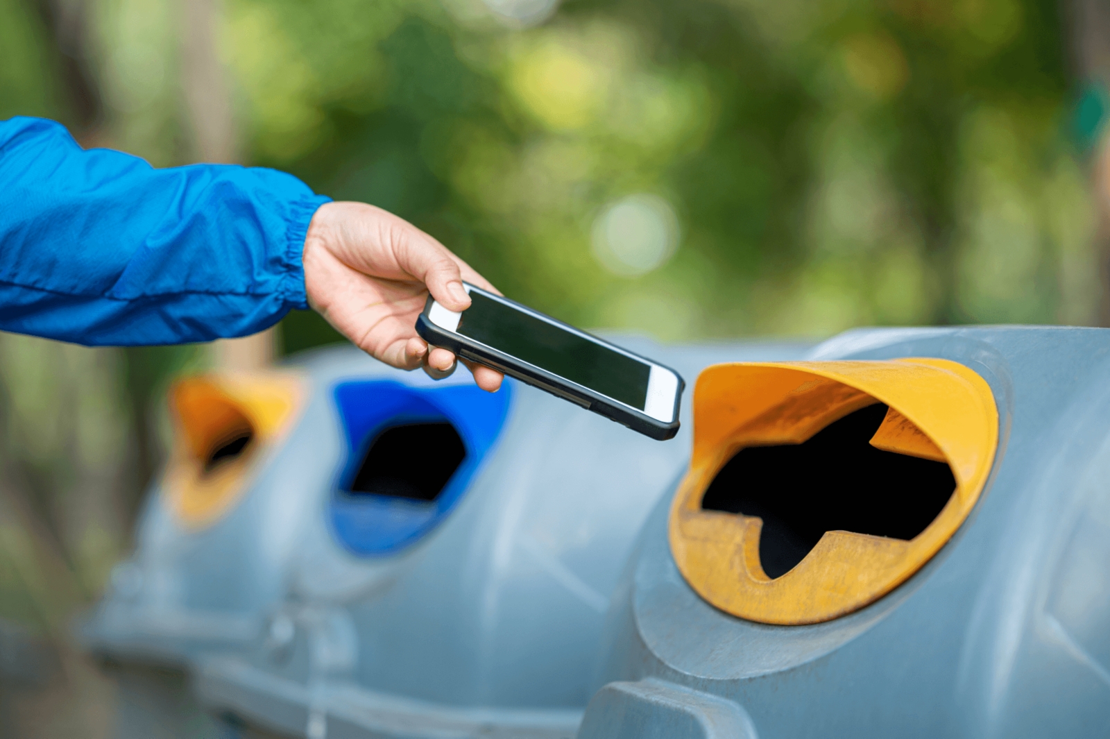 Turning off electronic waste